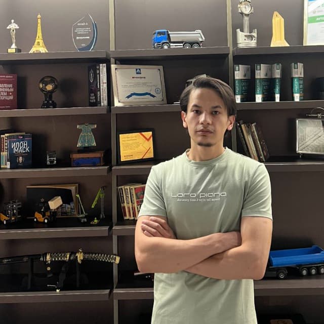 Abbosbek - Full Stack Developer